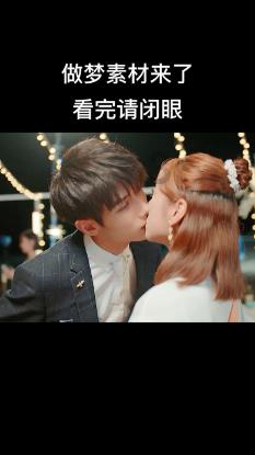 王光美逝世后，追悼会上出现了2位特殊的人，让在场的人为之动容